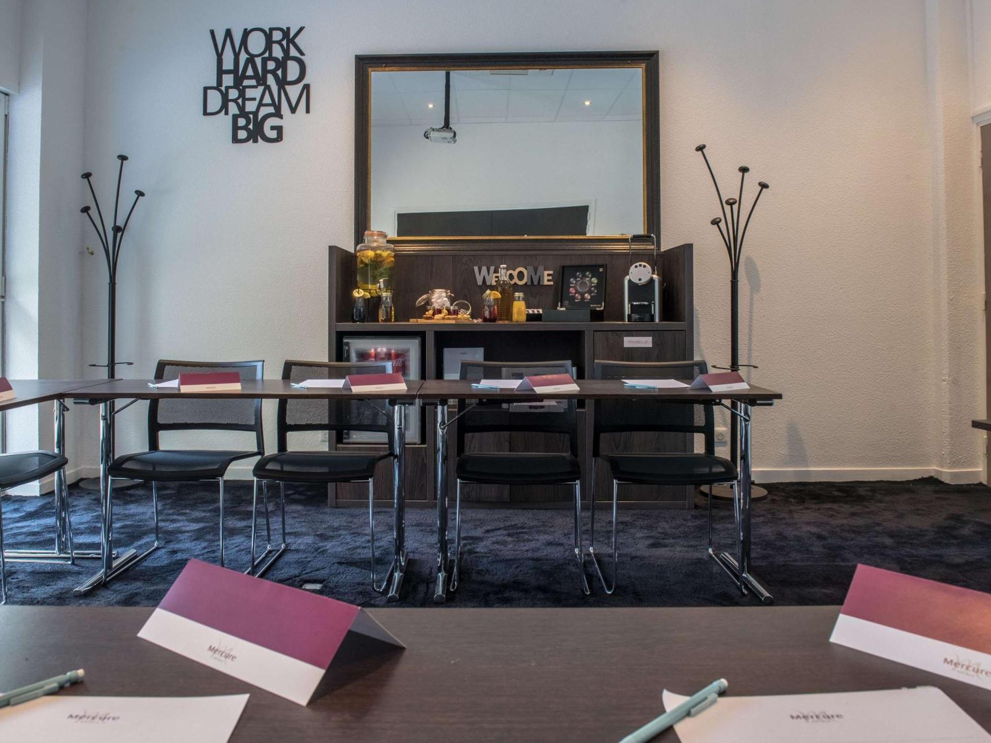 Mercure Paris Porte De Pantin Luaran gambar